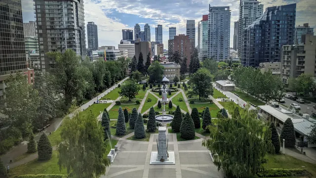 Central Memorial Park, Calgary — Beltline, Calgary