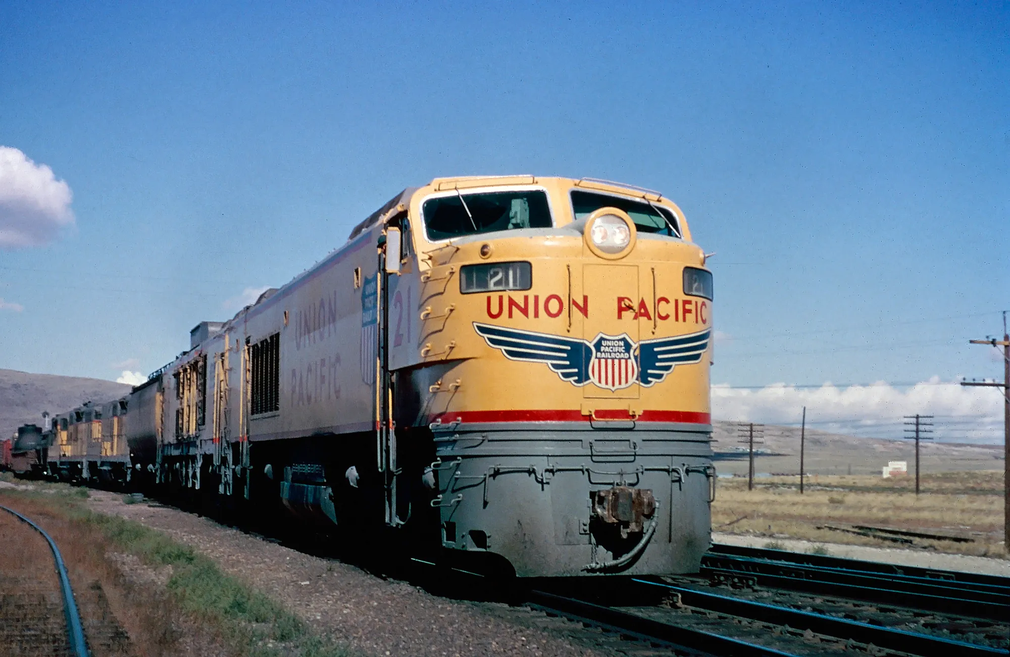 Union Pacific at Dexter, Missouri: live webcam view over Hoxie Subdivision, Dexter, United States