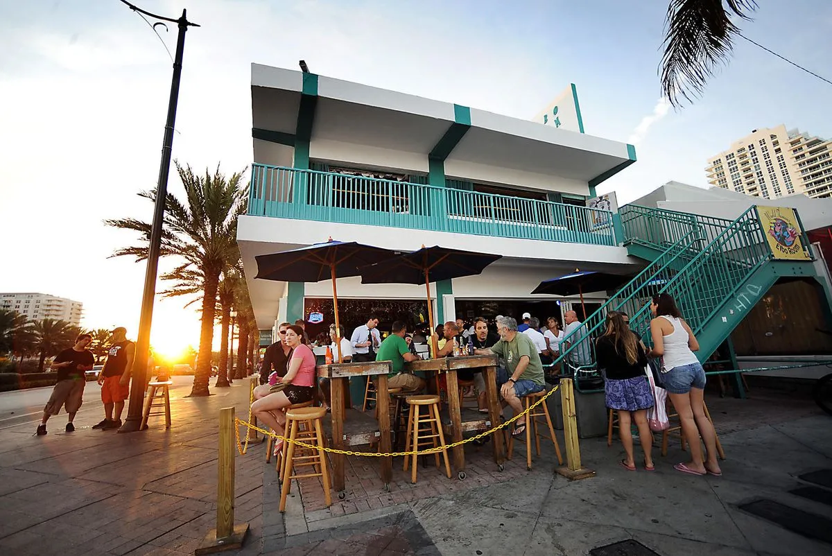 Elbo Room — live webcam view over Fort Lauderdale Beach, Florida, United States