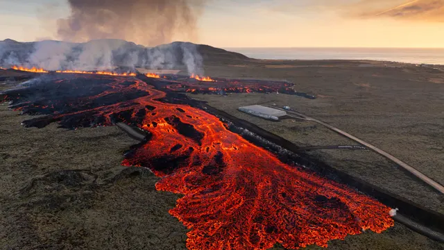 Hagafell, Reykjanes — Sundhnúkur crater row, Reykjanes