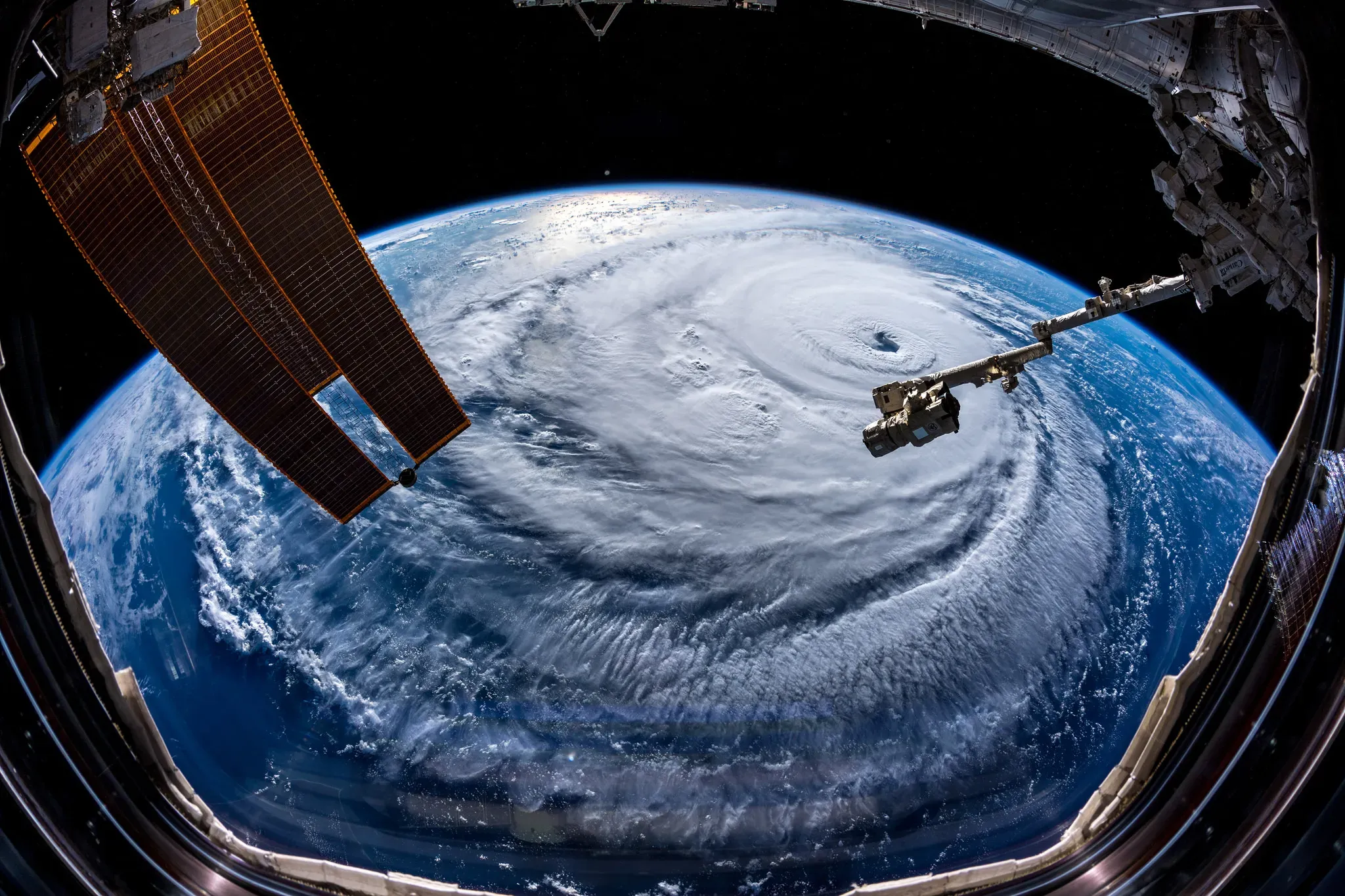 ISS — High-Definition Earth Views — live webcam view over Low Earth Orbit, Space
