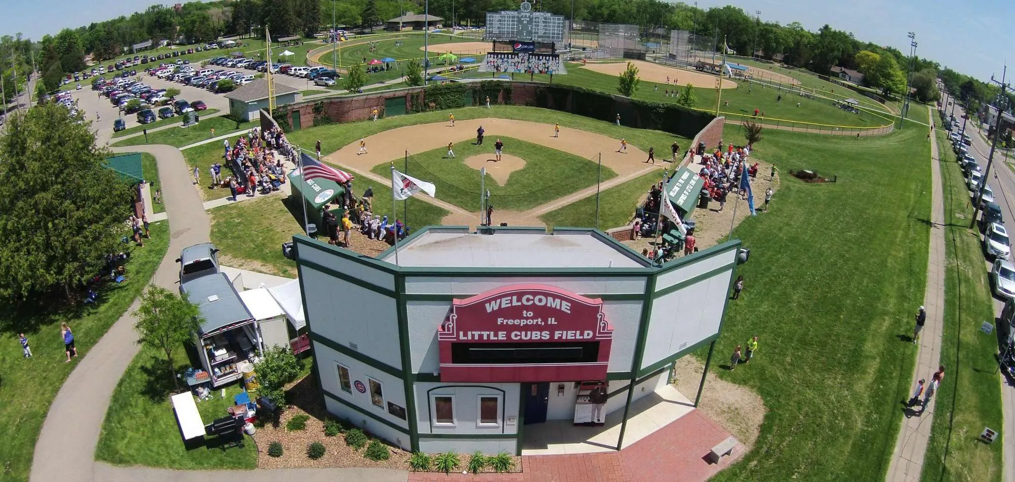 Little Cubs Field, Freeport: live webcam view over Read Park, Freeport, United States