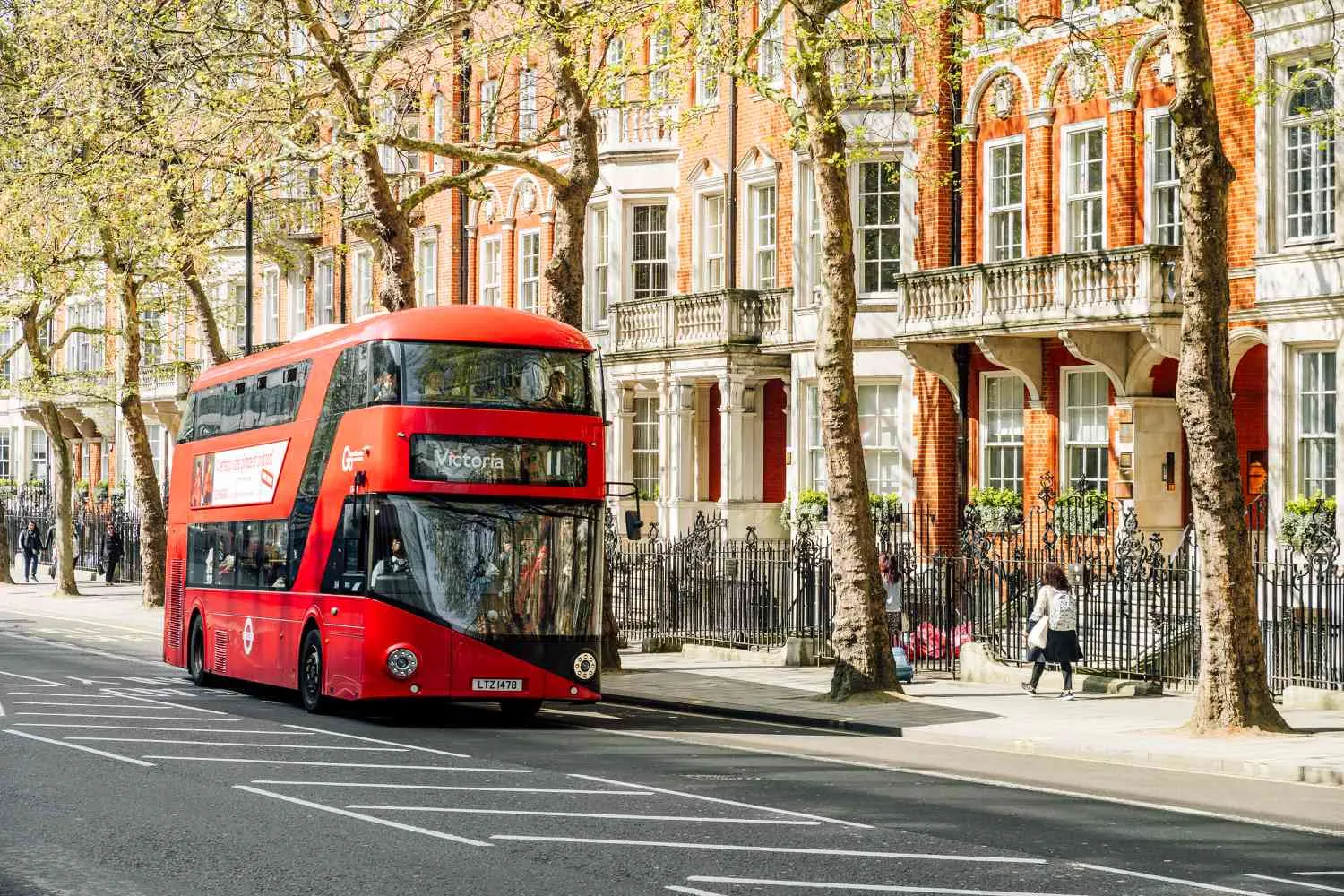 London Bus Rides: webcam view over London, United Kingdom