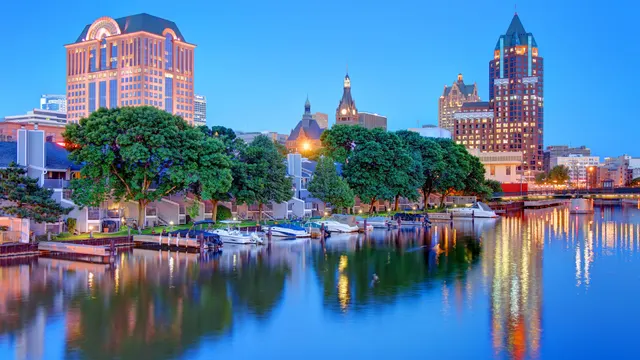 Milwaukee Lakefront — Milwaukee, Wisconsin