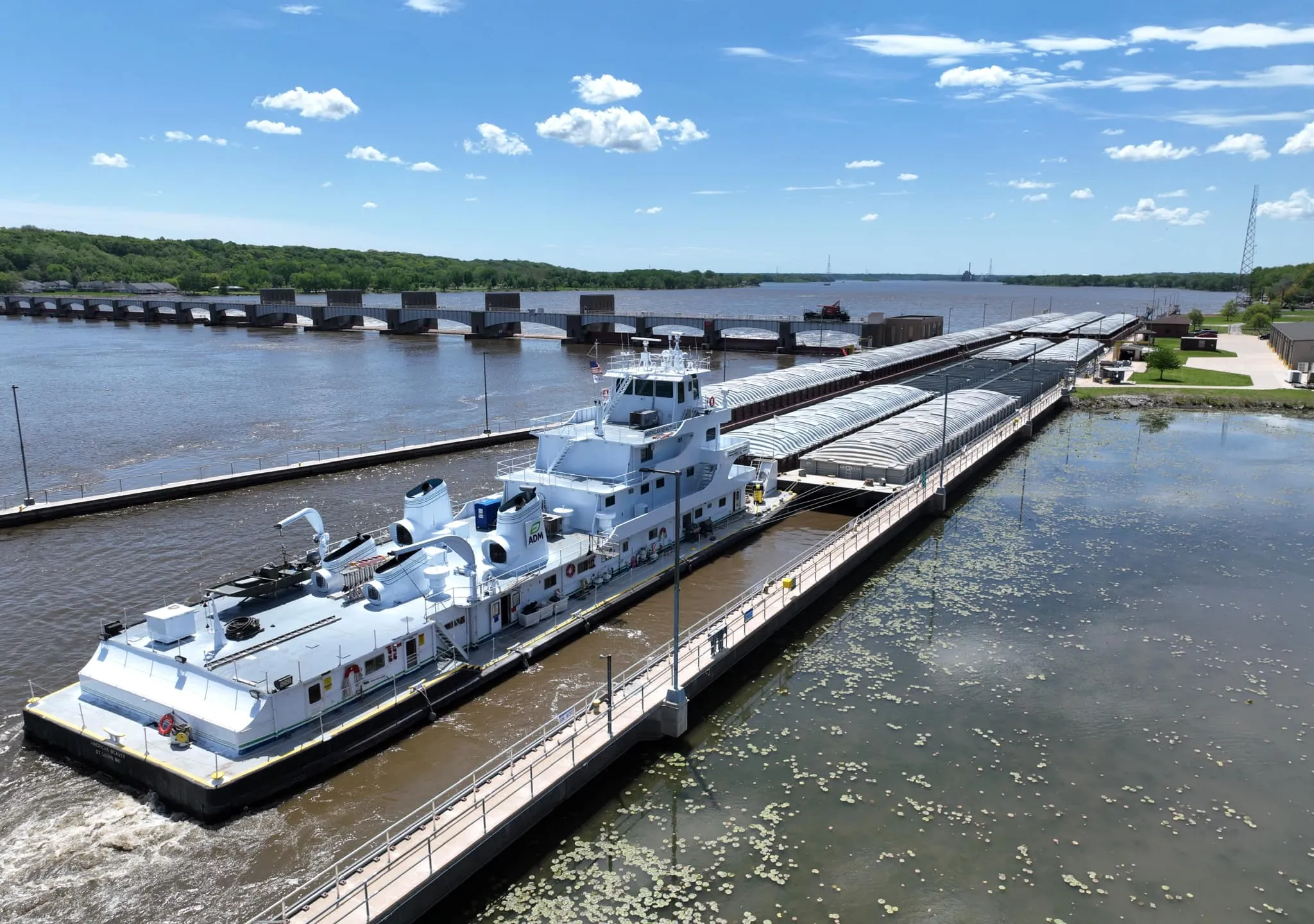 Mississippi Lock 19, Keokuk — live webcam view over Keokuk, Iowa, United States