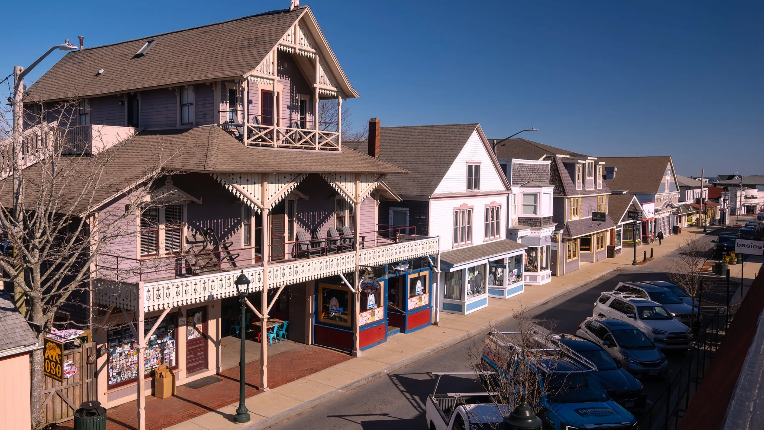 Circuit Avenue, Oak Bluffs — Oak Bluffs, Martha's Vineyard