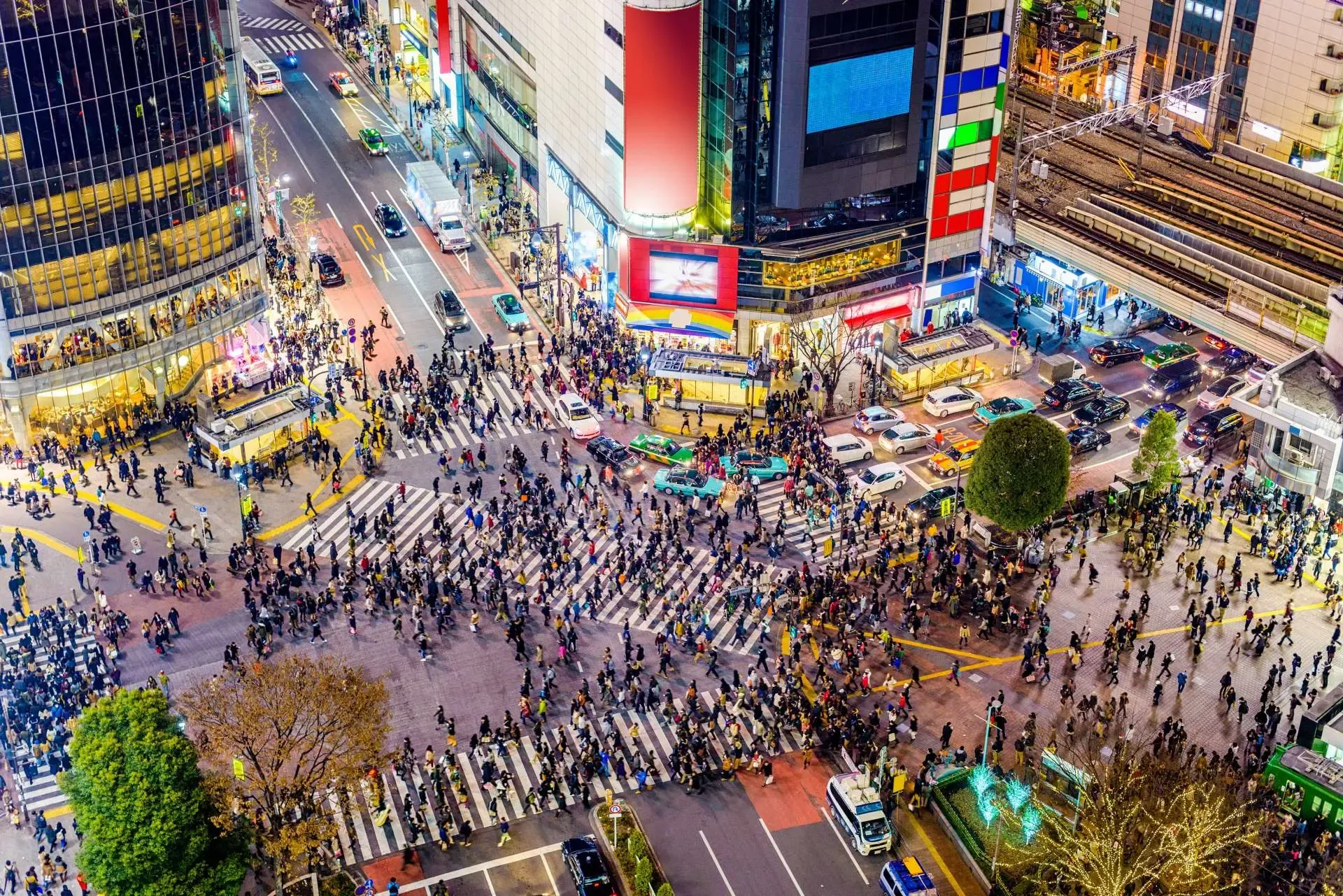 Shibuya Scramble Crossing — live webcam view over Shibuya, Tokyo, Japan