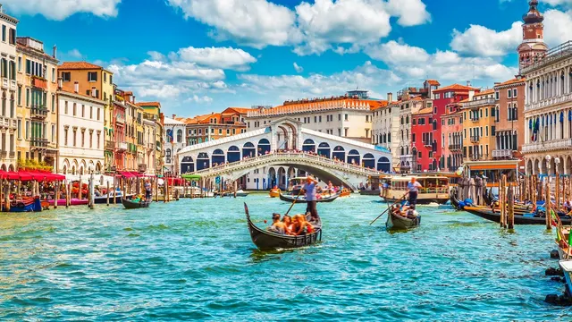 Rialto Bridge, Grand Canal — San Polo, Venice